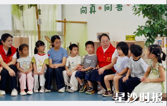 图为湘龙街道文明养宠主题开展萌娃议事会。均为湘龙街道供图