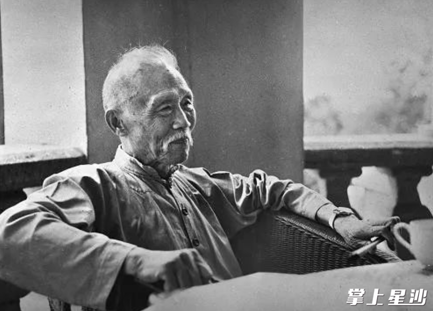 古稀之年的徐特立。资料图片 古稀之年的徐特立。资料图片