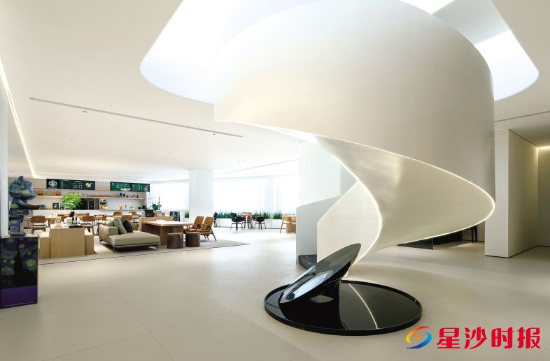 诺维亚智能家居集研发、销售、设计、生产、物流、安装、售后为一体,可满足顾客家具“一站式”定制需求。 企业供图