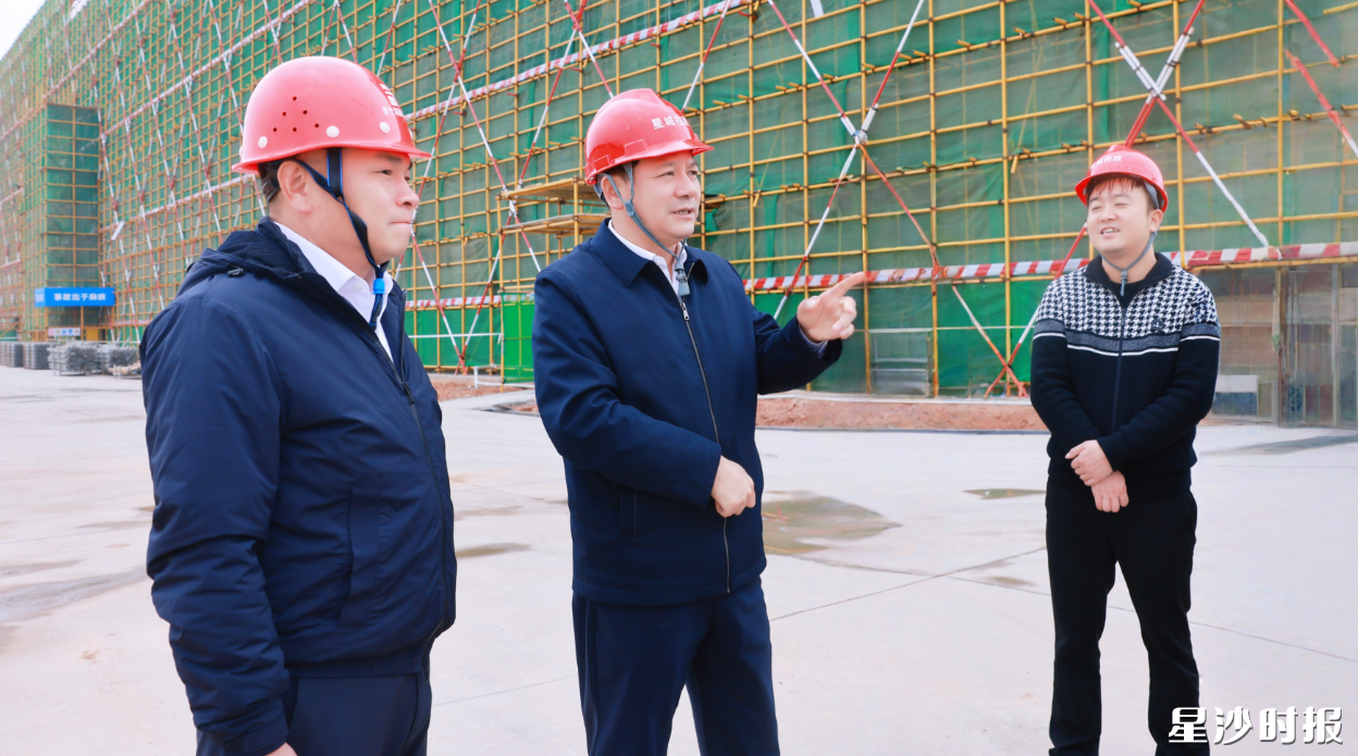 督导现场。董坤 摄