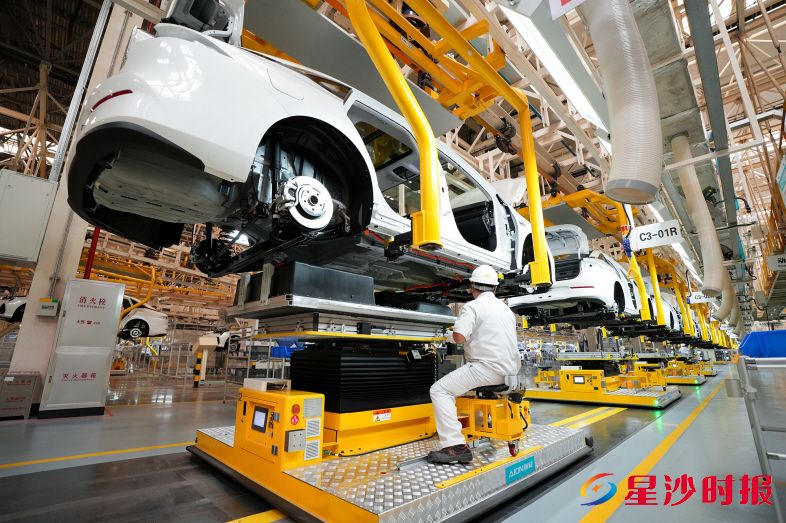 原广汽三菱工厂通过“升级改造”引入广汽埃安新能源项目,快速投产。舒展 摄
