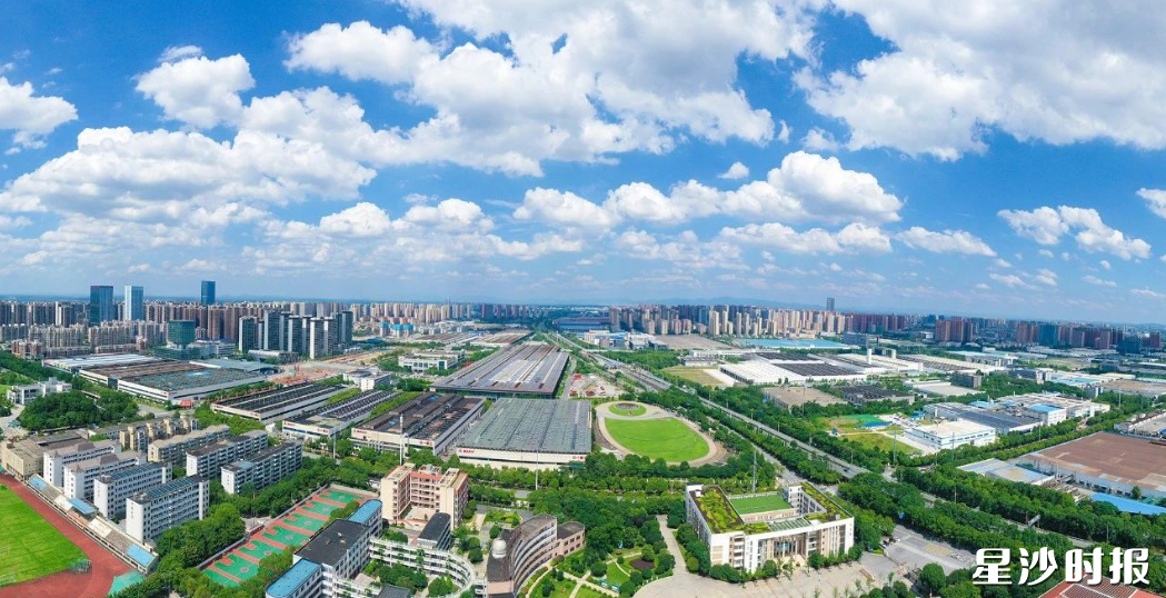 鸟瞰长沙经开区。舒展 摄